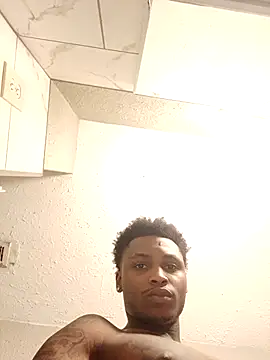 Snapshot of Dropdingo chatting on 11/18/25, 07:57 Dropdingo online show from 11/18/25, 07:57