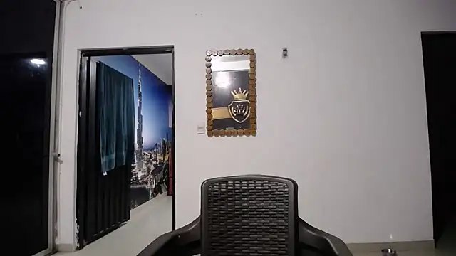 yohacriss online show from 09/10/25, 08:42