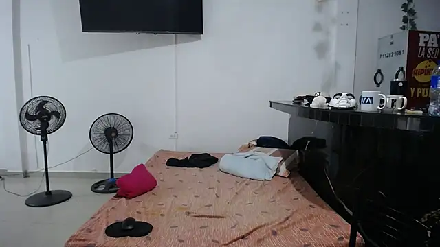 yohacriss online show from 10/26/25, 08:31