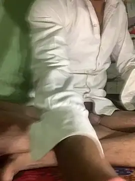 Snapshot of uniquesexyboy5689 chatting on 11/09/25, 03:54 uniquesexyboy5689 online show from 11/09/25, 03:54