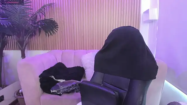 Snapshot of Jenny_Wolridge_ chatting on 10/30/25, 07:47 Jenny Wolridge online show from 10/30/25, 07:47