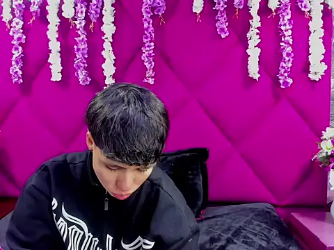 Bruno Cruzz online show from 09/26/25, 02:26