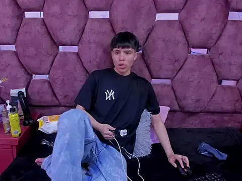 Bruno Cruzz online show from 11/14/25, 02:54