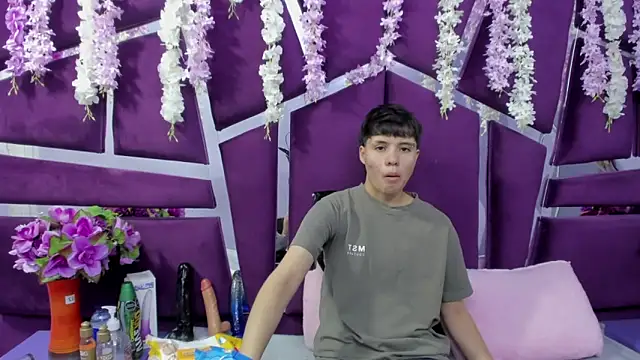 Bruno Cruzz online show from 02/19/26, 02:40