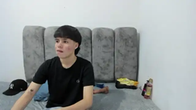 Bruno Cruzz online show from 03/28/26, 02:44