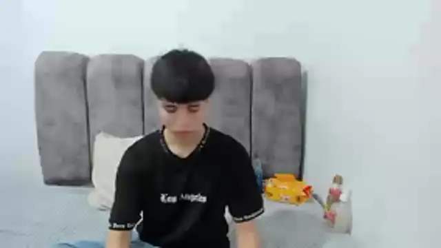 Bruno Cruzz online show from 04/14/26, 02:17