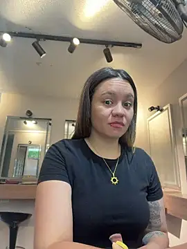 Sky Junne online show from 04/16/26, 04:52