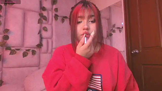 Snapshot of sophiievv chatting on 09/12/25, 11:43 sophiievv online show from 09/12/25, 11:43