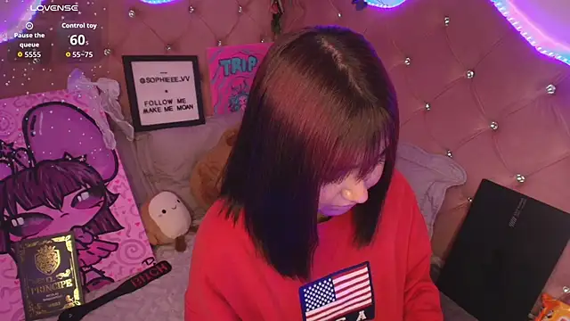 Snapshot of sophiievv chatting on 11/03/25, 07:04 sophiievv online show from 11/03/25, 07:04