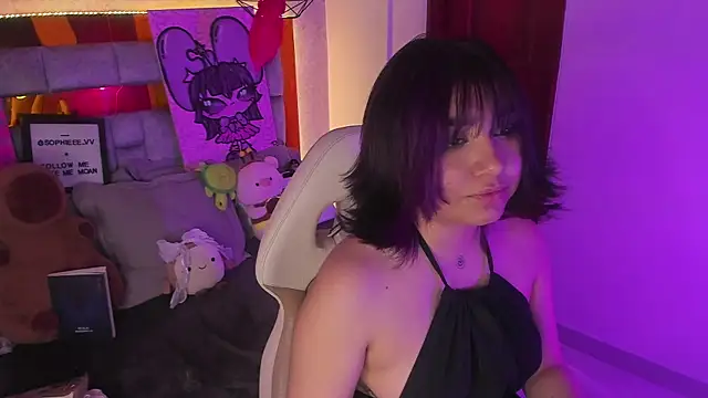 sophiievv online show from 12/04/25, 10:29