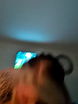 Snapshot of Chffbhf chatting on 10/29/25, 05:53 Chffbhf online show from 10/29/25, 05:53