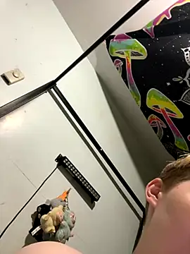 Lexxxii515 online show from 11/02/25, 12:02