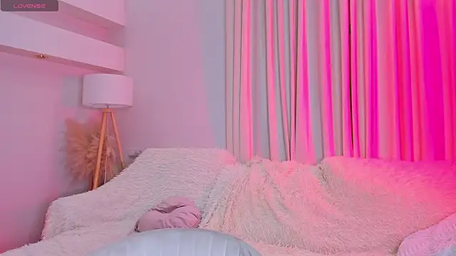 Alissa S online show from 09/23/25, 04:10