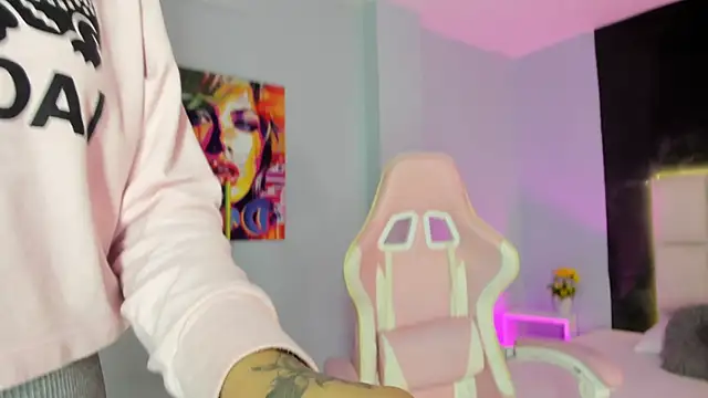 SammyRose  online show from 11/12/25, 07:46