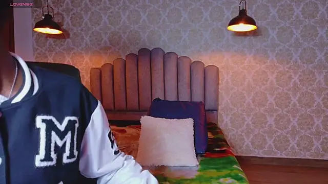 katia green1 online show from 11/18/25, 12:20