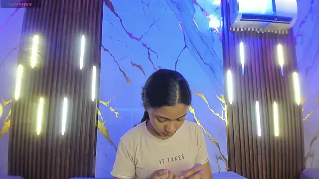 VictoriaDuart online show from 03/10/26, 02:44