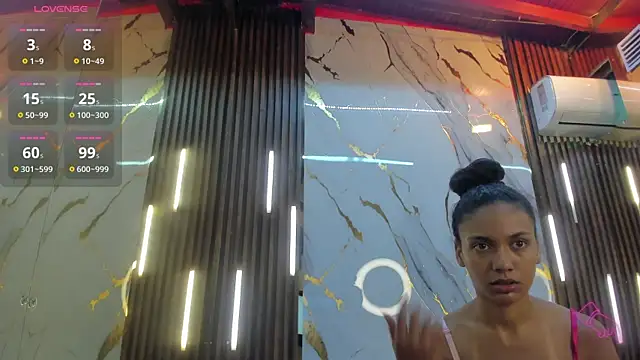 VictoriaDuart online show from 03/19/26, 08:24