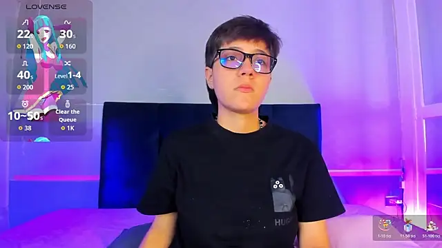 Snapshot of Tsuki_Maru chatting on 11/14/25, 08:07 Tsuki Maru online show from 11/14/25, 08:07