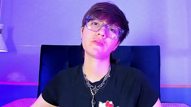 Tsuki Maru online show from 02/04/26, 08:36