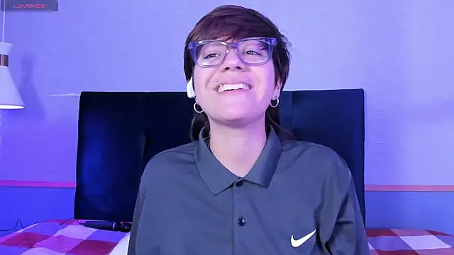 Tsuki Maru online show from 03/11/26, 12:55