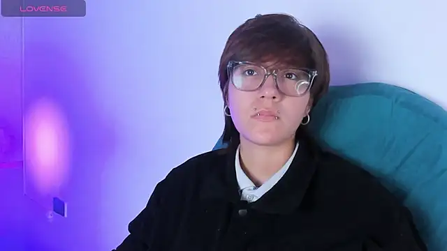 Tsuki Maru online show from 03/30/26, 09:38