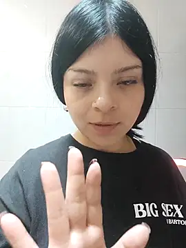 LunaJacobs online show from 03/25/26, 06:25