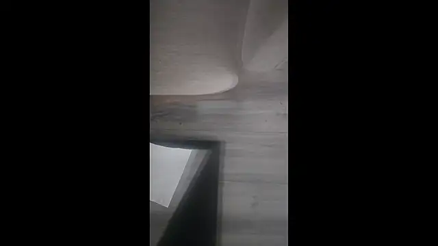 sthuart22 online show from 04/01/26, 06:27