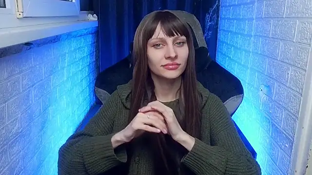 Snapshot of girlfriend_night17 chatting on 11/04/25, 11:15 girlfriend night17 online show from 11/04/25, 11:15