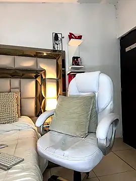 Sara trans hot online show from 01/09/26, 06:49