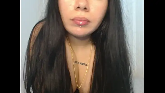 Snapshot of ingridequinti chatting on 11/10/25, 02:54 ingridequinti online show from 11/10/25, 02:54