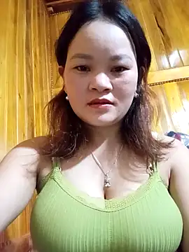 ctm-cute online show from 12/04/25, 01:53