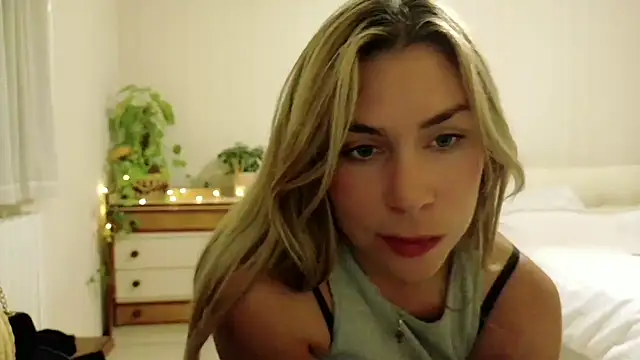 wonderalice31 online show from 11/09/25, 08:40