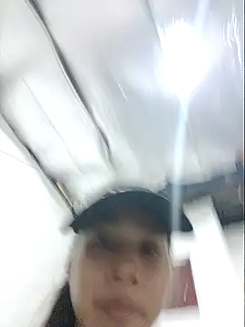 Snapshot of cutielhon chatting on 09/24/25, 05:33 cutielhon online show from 09/24/25, 05:33