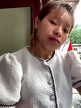 Snapshot of Mai_bb chatting on 09/09/25, 08:47 Mai bb online show from 09/09/25, 08:47