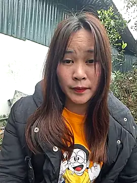 Snapshot of ALIENHR38 chatting on 02/17/26, 01:46 ALIENHR38 online show from 02/17/26, 01:46