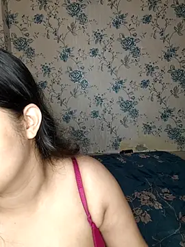 priyaverma00 online show from 05/12/26, 08:17