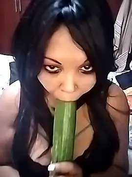 hemilynthomas2467 online show from 04/08/26, 07:14