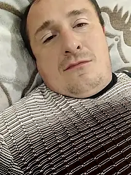 Snapshot of zurab39 chatting on 10/11/25, 04:16 zurab39 online show from 10/11/25, 04:16