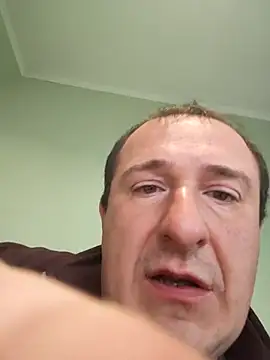 Snapshot of zurab39 chatting on 12/04/25, 08:23 zurab39 online show from 12/04/25, 08:23