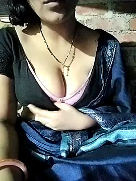 Hottestgirll online show from 10/08/25, 07:06