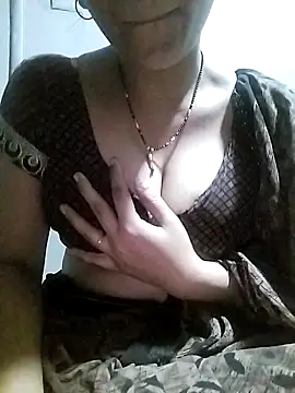 Hottestgirll online show from 11/02/25, 07:27