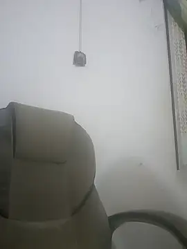 Snapshot of zaira_spice chatting on 02/13/26, 12:17 zaira spice online show from 02/13/26, 12:17