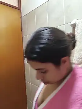 GabyMontenegro online show from 04/03/26, 06:50