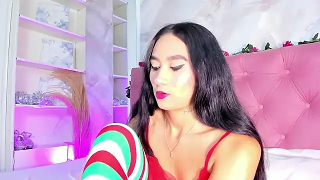 Nicolqueen  online show from 11/25/25, 11:10