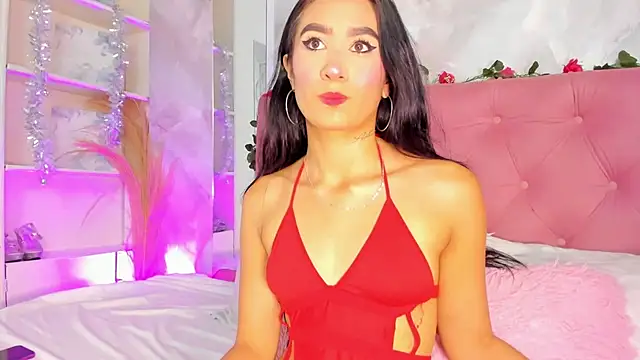 Nicolqueen  online show from 12/22/25, 11:18