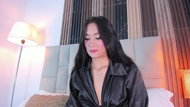 Nicolqueen  online show from 04/06/26, 11:11