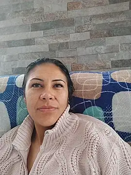 KittyHoleshot87 online show from 02/20/26, 02:39