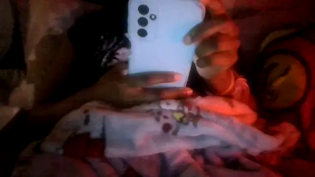 Snapshot of prettymaa chatting on 10/22/25, 05:52 prettymaa online show from 10/22/25, 05:52