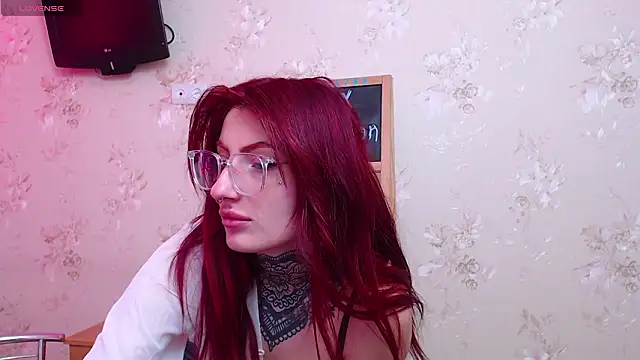 Nina Blum  online show from 02/03/26, 07:13