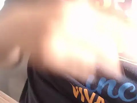 Snapshot of PoneiHetero chatting on 10/13/25, 07:36 PoneiHetero online show from 10/13/25, 07:36